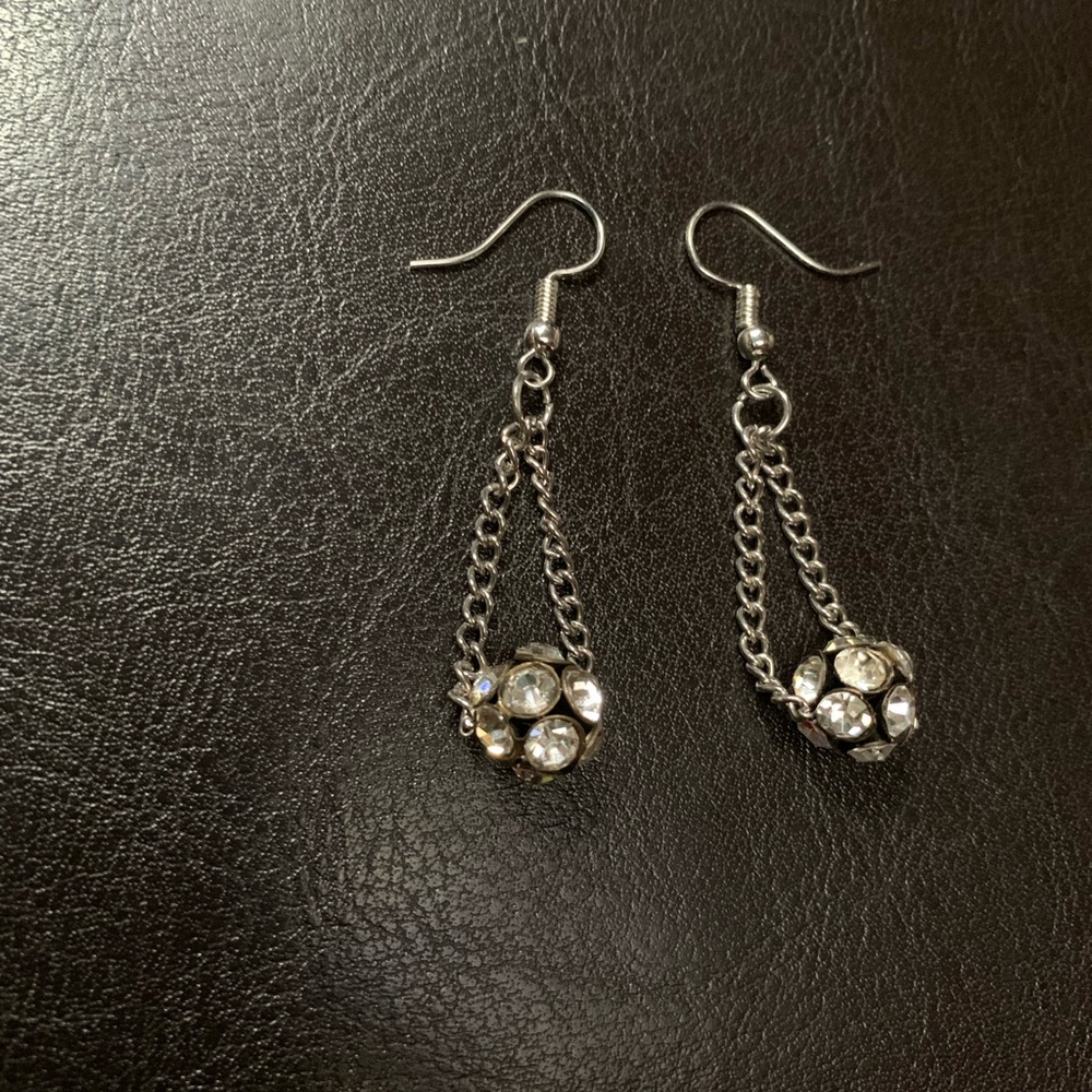 ❤️5/$15 Handcrafted Crystal Ball Silver Chained Dangle Earrings - Picture 5 of 5
